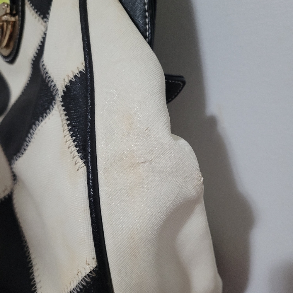 Cute purse - Picture 4 of 6
